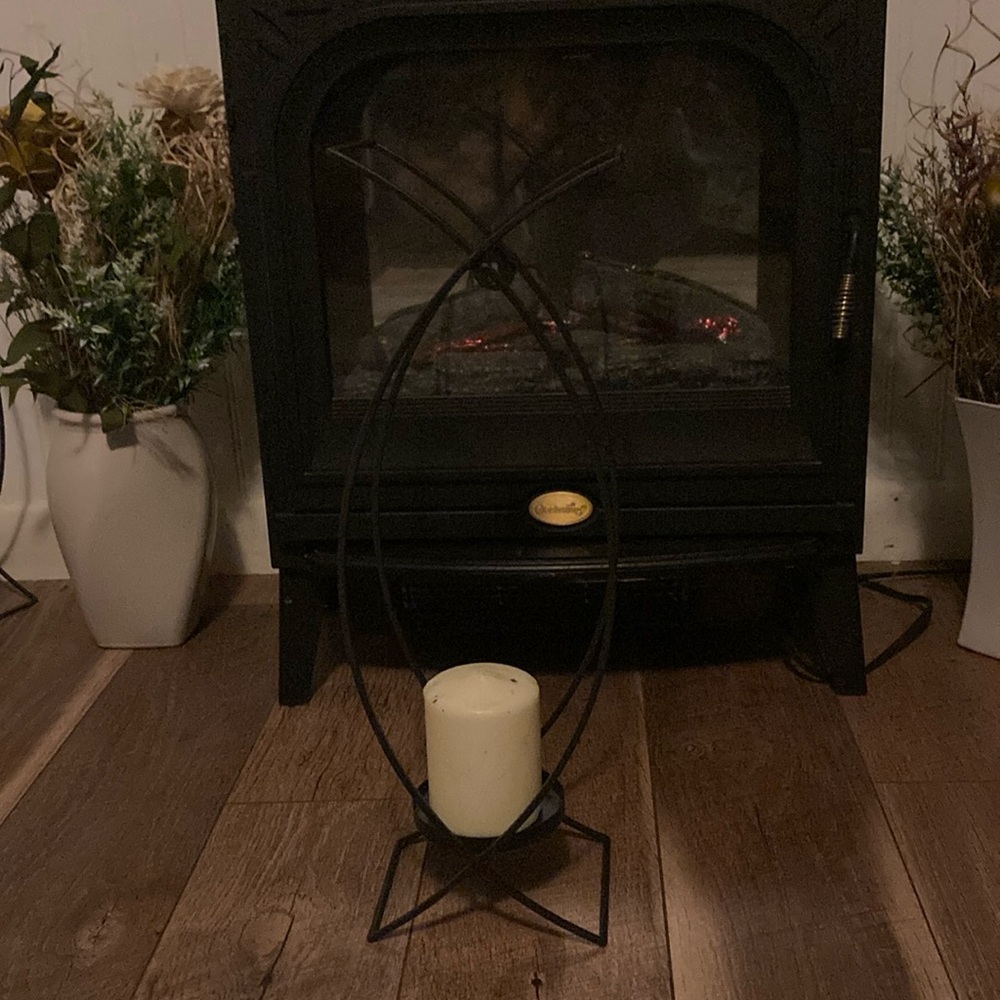 Candle holder